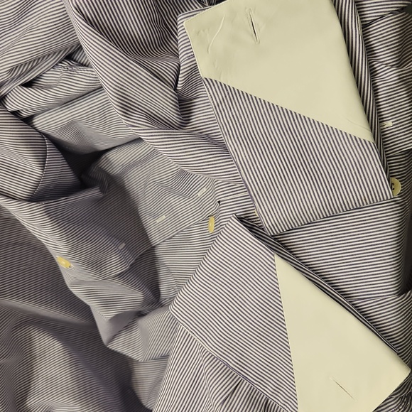 Bachrach Blue and White Dress Shirt - Picture 6 of 9